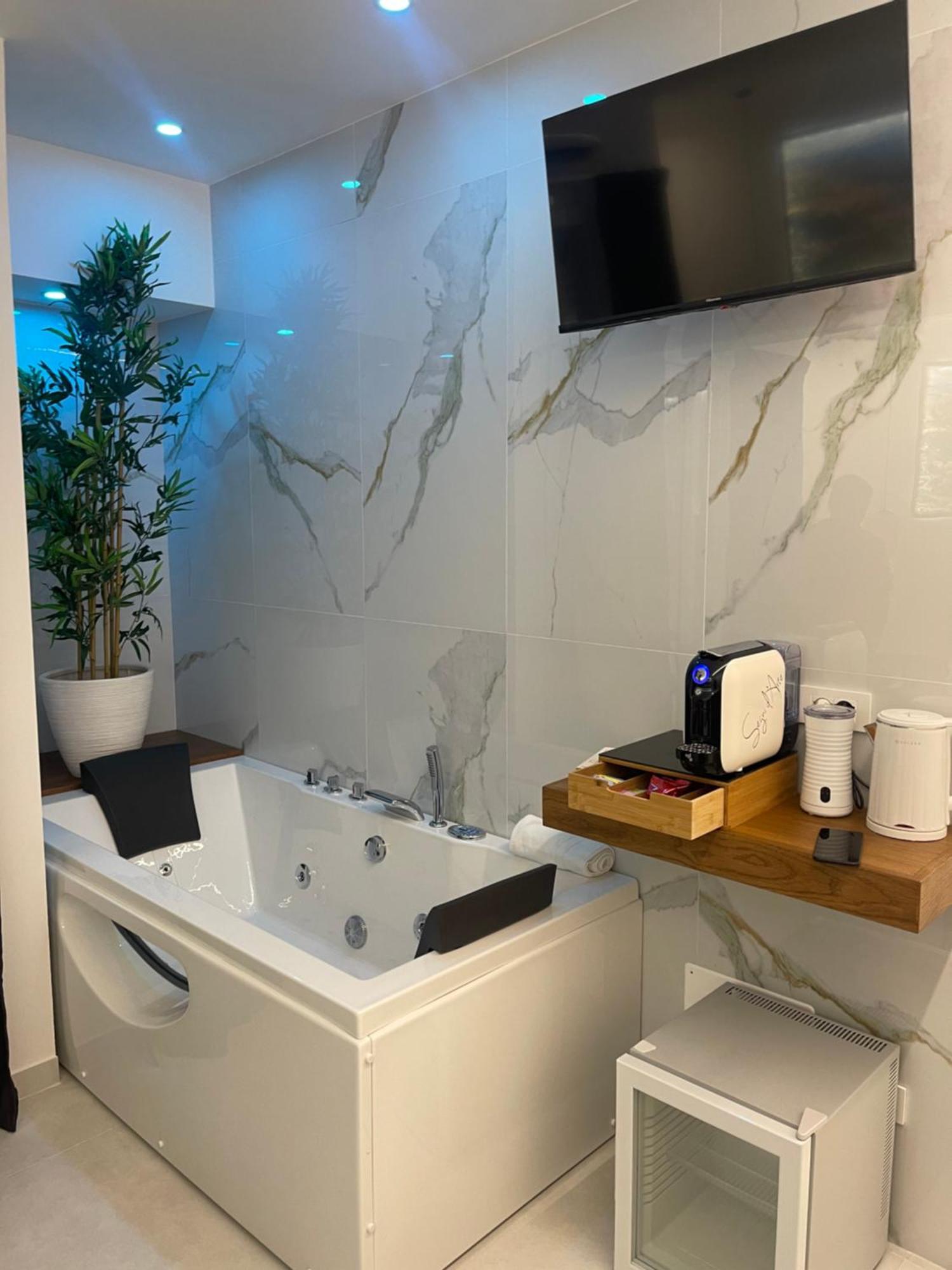 Maridda-Experience Rooms- Giardini Naxos Exterior photo