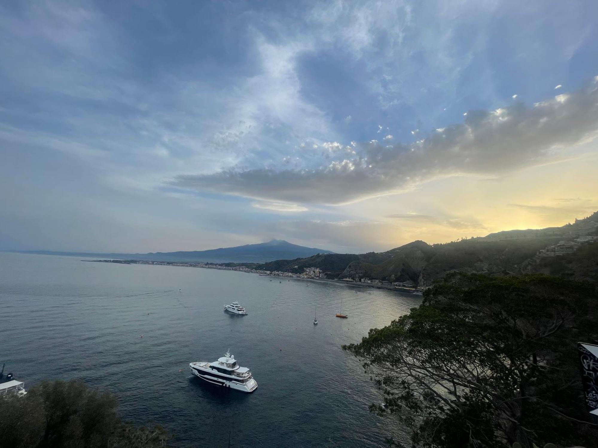 Maridda-Experience Rooms- Giardini Naxos Exterior photo